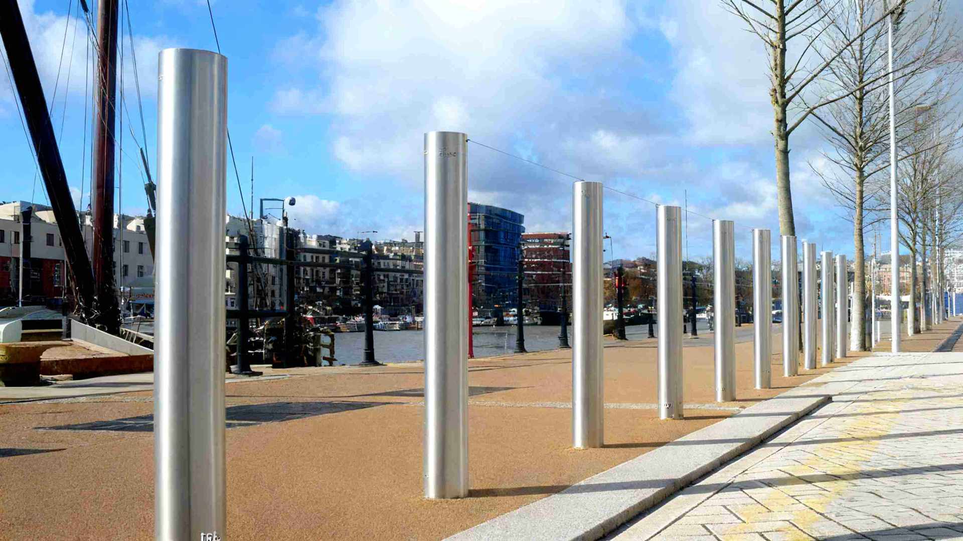stainless steel bollards